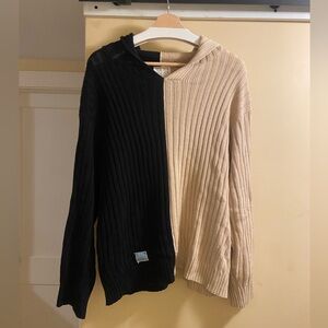 Reuben Oliver Black and Cream Pullover Ribbed Hooded Sweater